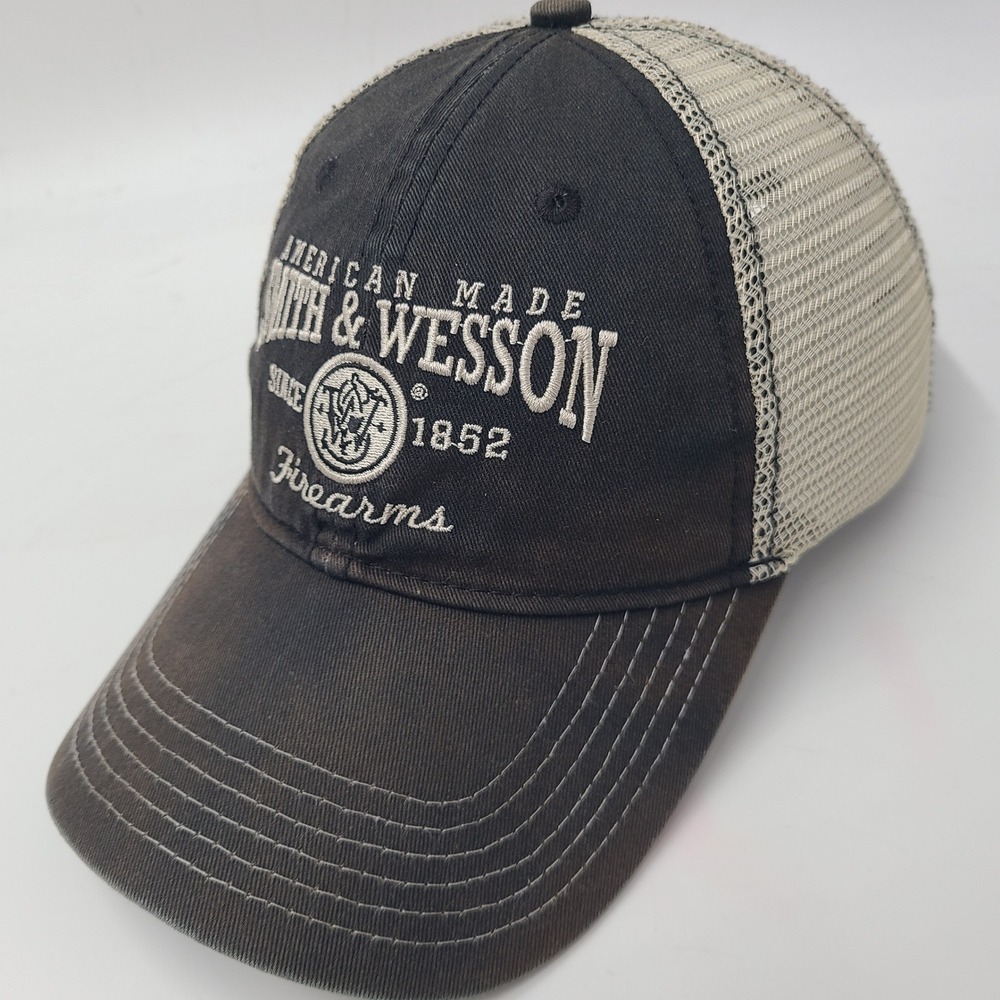 Smith & Wesson Hat Adjustable Trucker Mesh Black Beige Distressed Firearms Logo